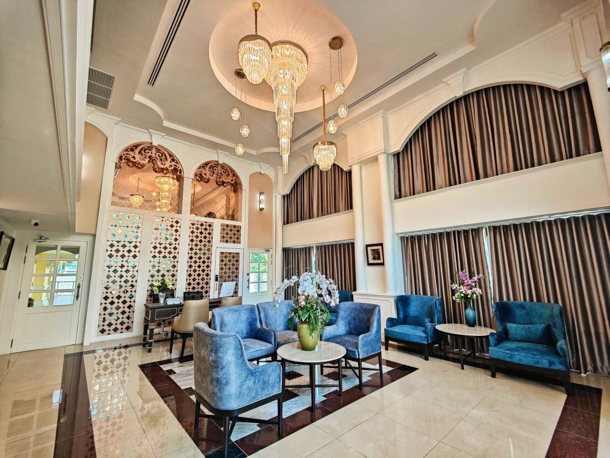 Siri Ratchadamnoen Bangkok Hotel Luaran gambar
