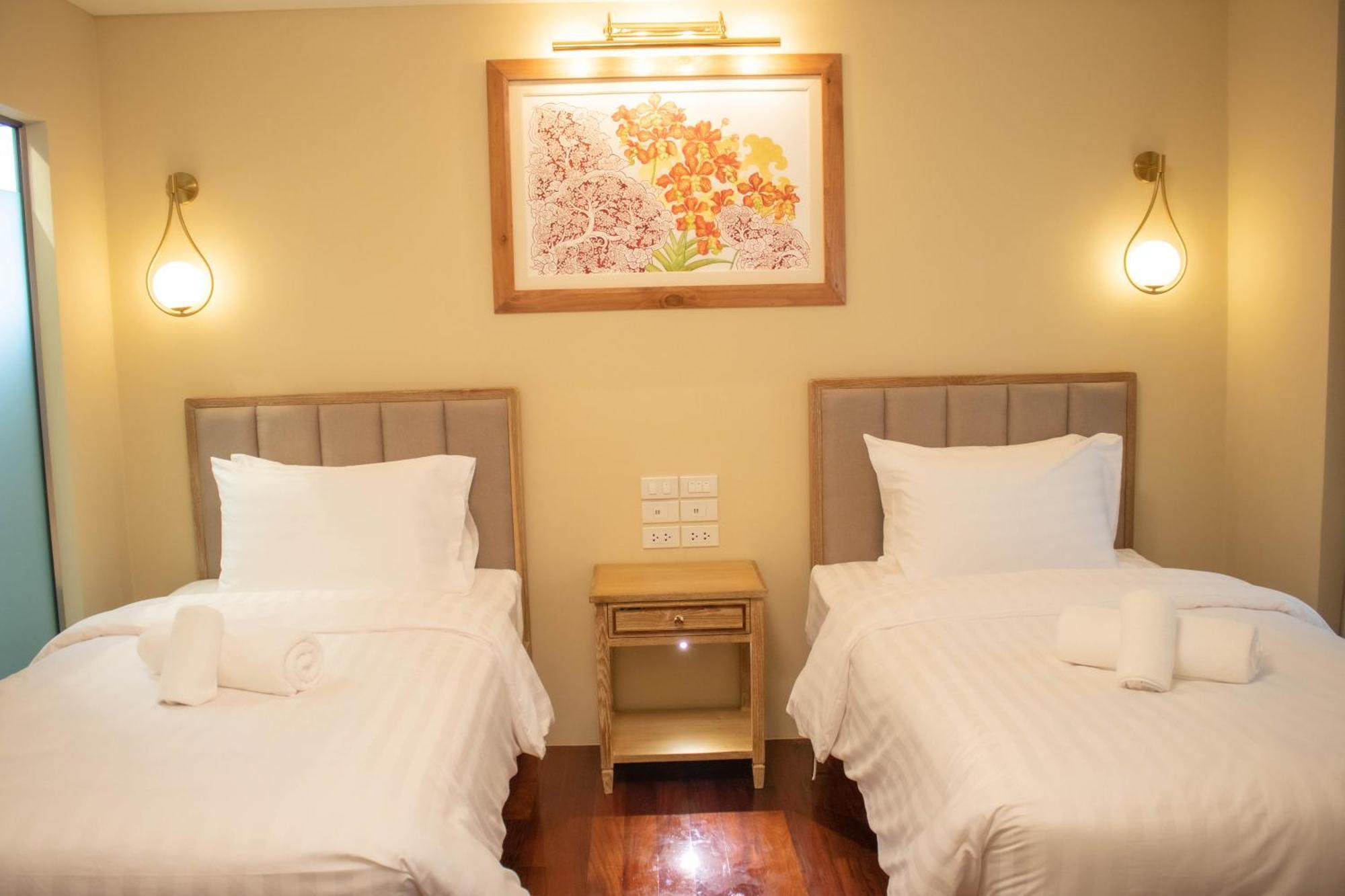 Siri Ratchadamnoen Bangkok Hotel Luaran gambar