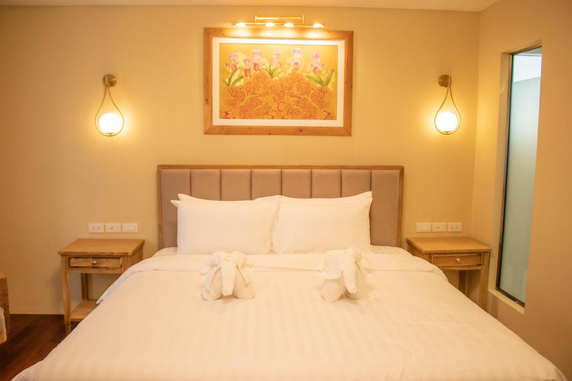 Siri Ratchadamnoen Bangkok Hotel Luaran gambar